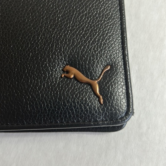 PUMA ORIGINAL BIFOLD BLACK GENUINE LEATHER WALLET LIKE NEW - Picture 2 of 15